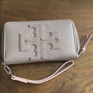 Tory Burch Smart Phone Wristlet
